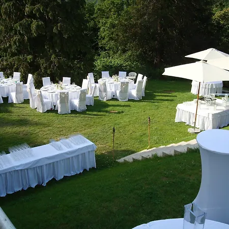 Zlaty Jelen 3*
